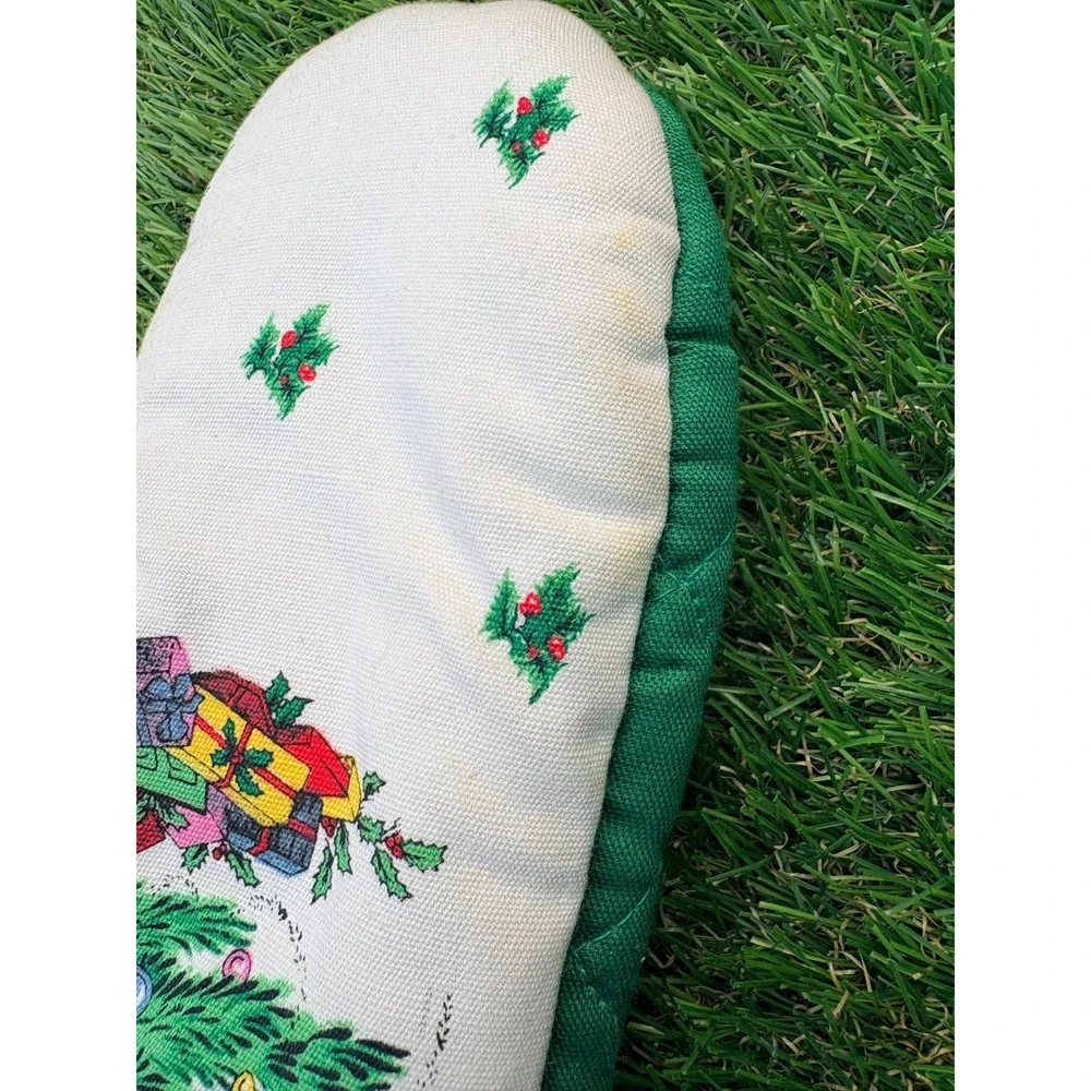 Spode Christmas Tree 4 Piece‎ Set 2 Bath Towels 1 Hand Towel 1 Oven Mitt Green